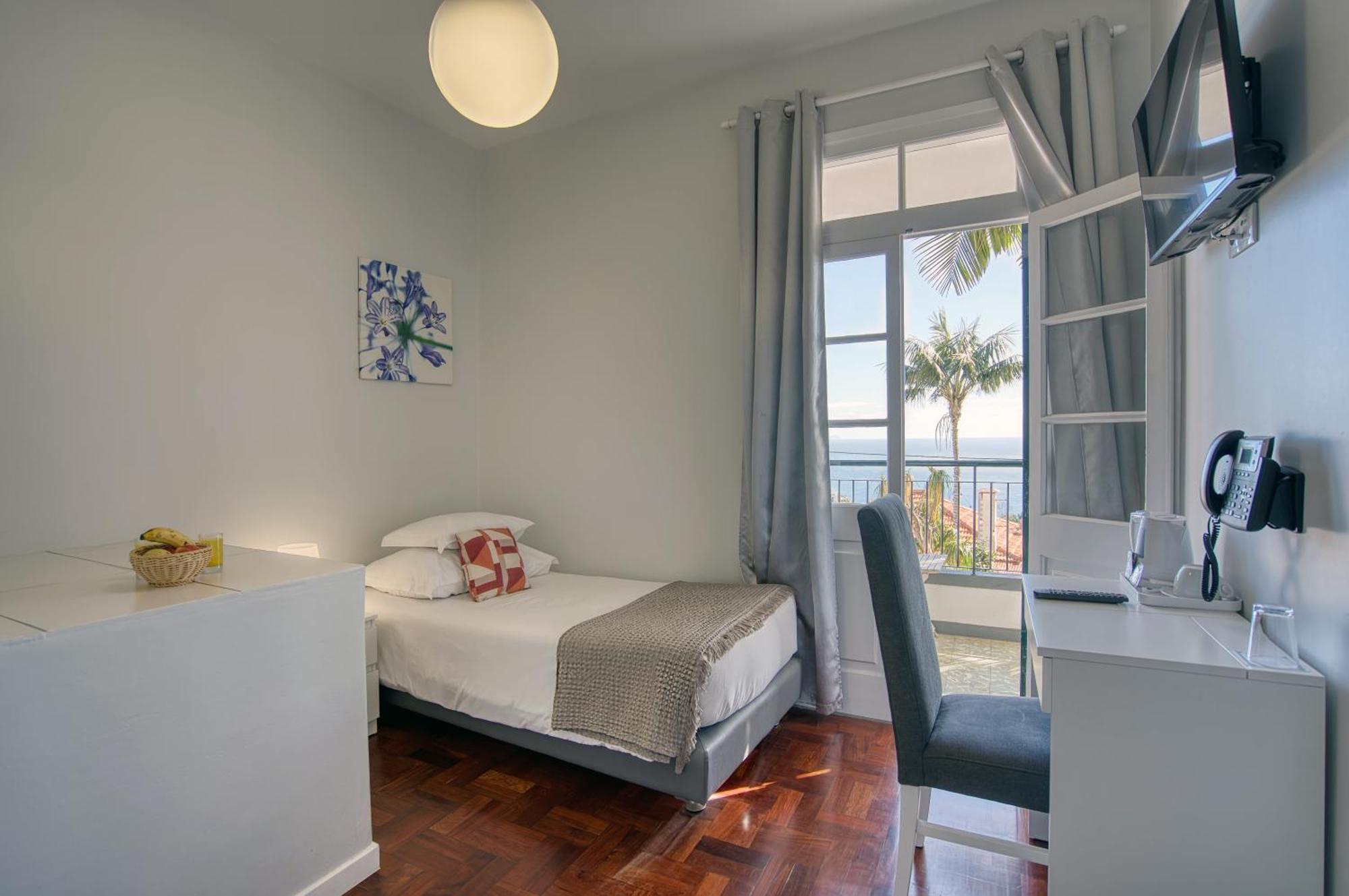 Vila Camacho Guest House Funchal  Værelse billede
